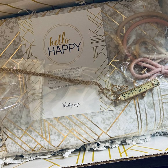 Hello Happy Love Box: Necklace, Tray, Pouch & Hair Ties NIB - Picture 3 of 11